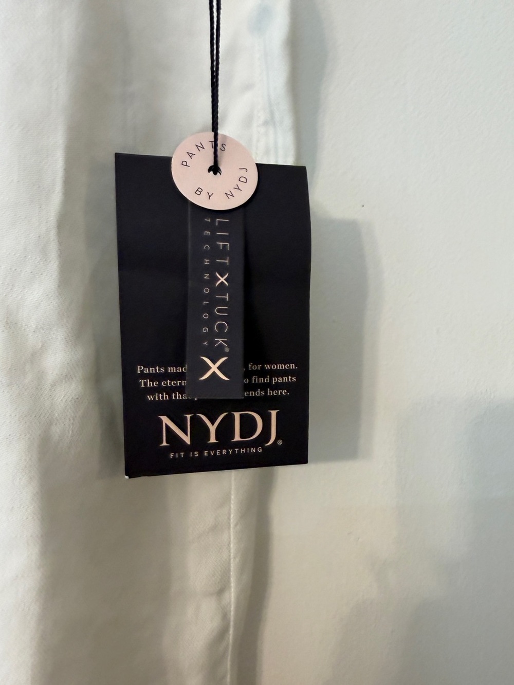 NYDJ White Linen-Blend Flat Front Women’s Shorts - Picture 5 of 7